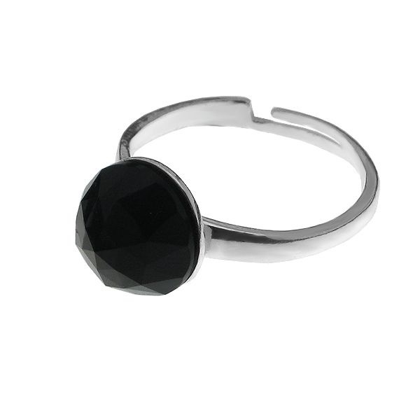 pierścionek z czarnym kryształem